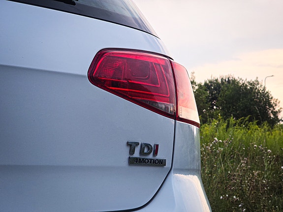 Volkswagen Golf VII 10 of 19