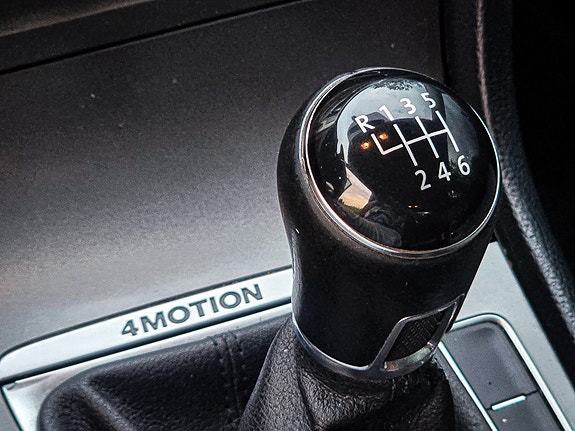Volkswagen Golf VII 15 of 19