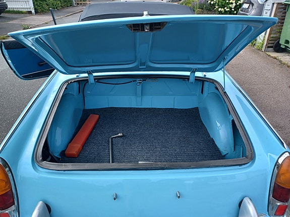 Fiat 1200 2 of 8