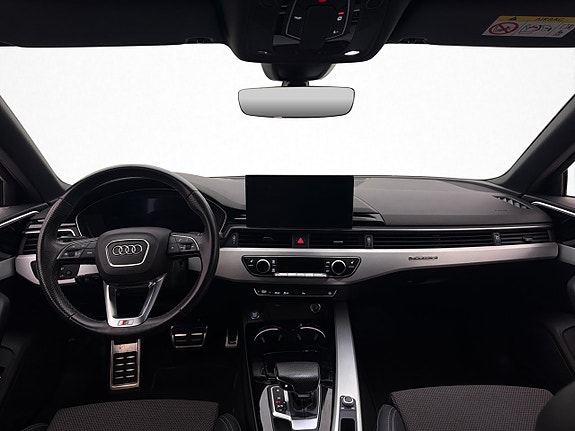Audi A4 21 of 30
