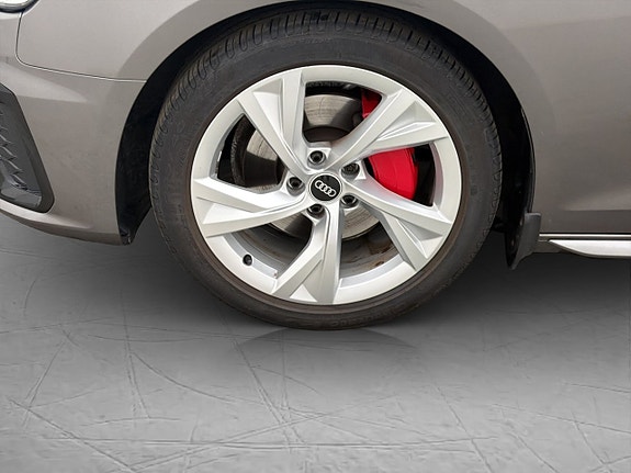 Audi A4 10 of 30