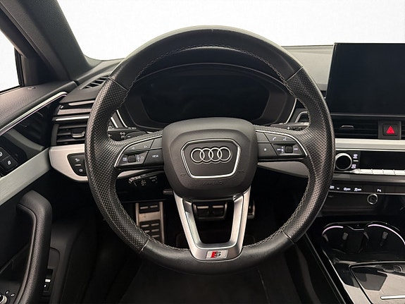 Audi A4 22 of 30