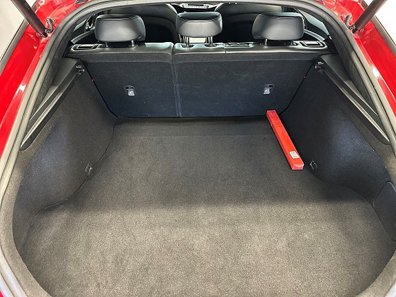 Kia Stinger 8 of 25