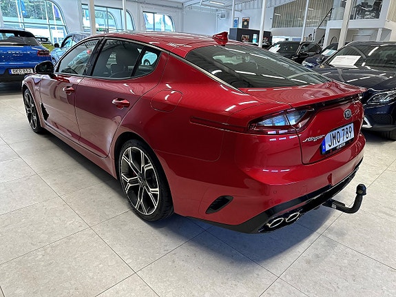 Kia Stinger 5 of 25