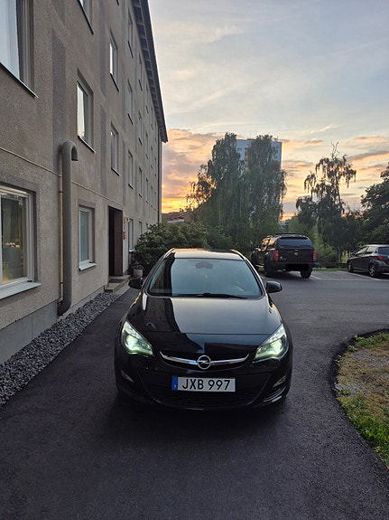 Opel Astra 8 of 22