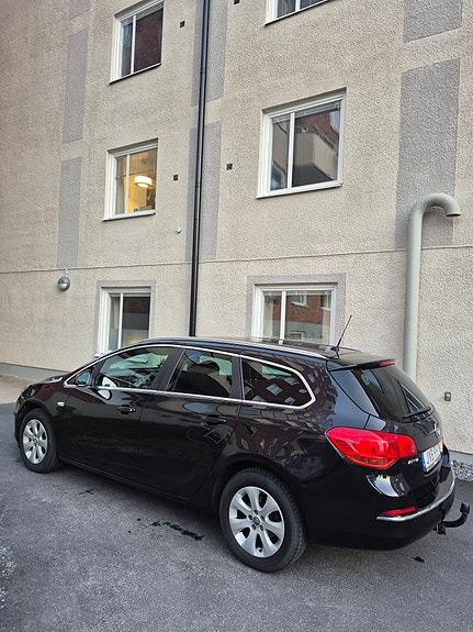 Opel Astra 4 of 22