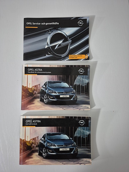 Opel Astra 21 of 22
