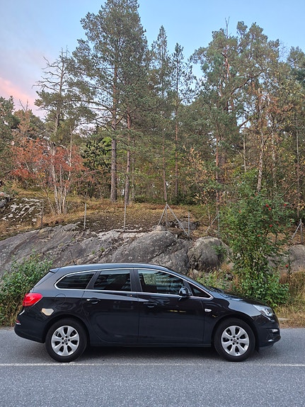 Opel Astra 9 of 22