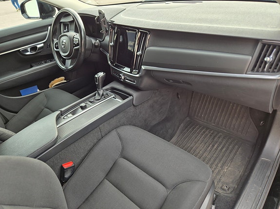Volvo V90 12 of 21