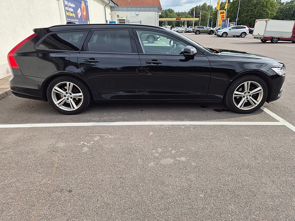 Volvo V90 8 of 21