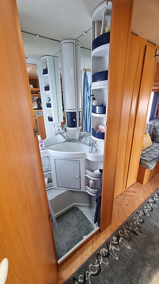 Adria Unica C 563UL Fullbredd 7 of 9