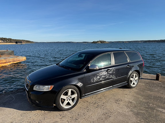 Volvo V50 2 of 12