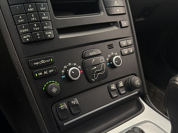 Volvo XC90 27 of 30