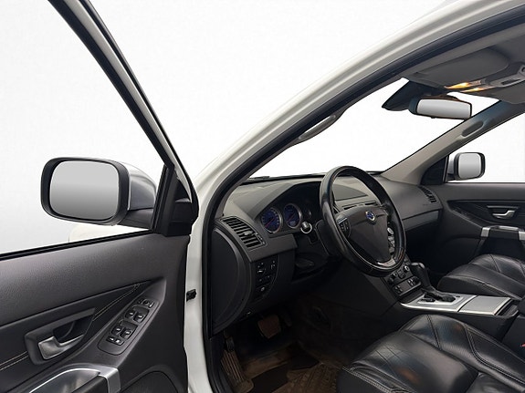 Volvo XC90 23 of 30