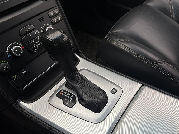 Volvo XC90 28 of 30
