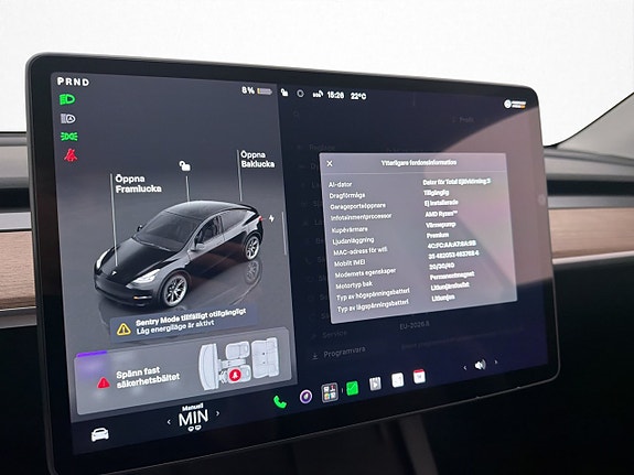 Tesla Model Y 25 of 29