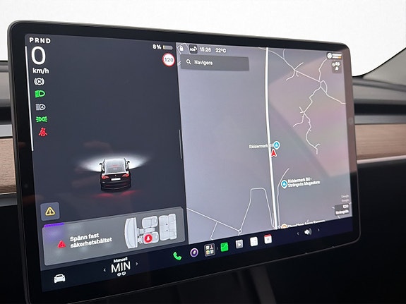 Tesla Model Y 20 of 29