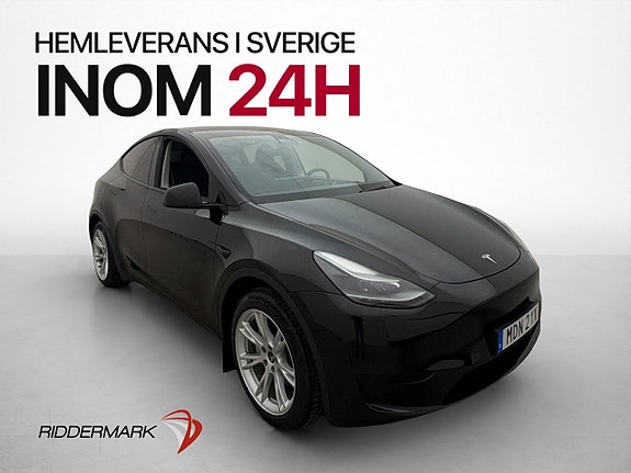 Tesla Model Y 4 of 29
