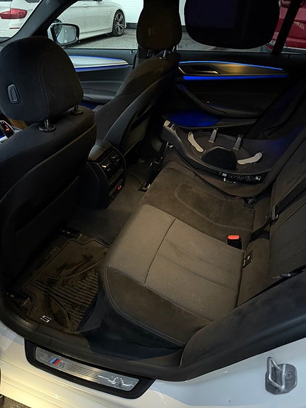 BMW 520d 5 of 9