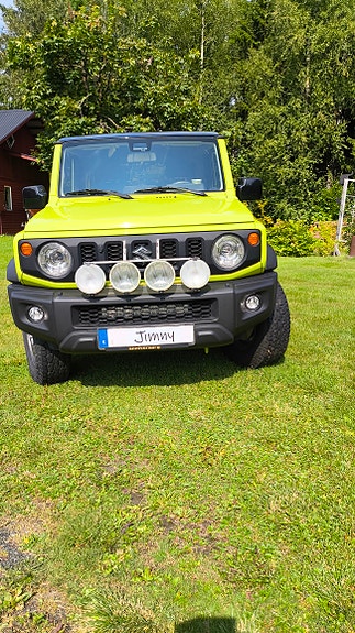 Suzuki Jimny 2 of 9