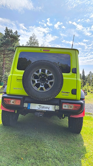 Suzuki Jimny 4 of 9