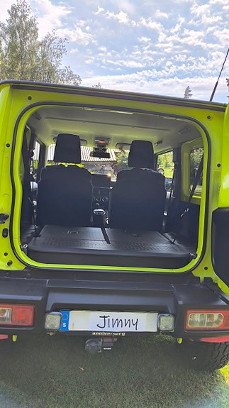 Suzuki Jimny 5 of 9