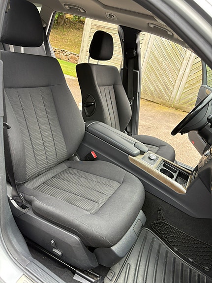Mercedes-Benz E350 12 of 16