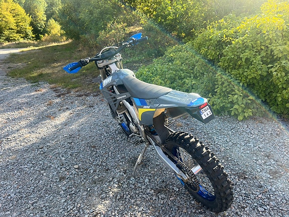 TM 250 EN FI 2 of 5