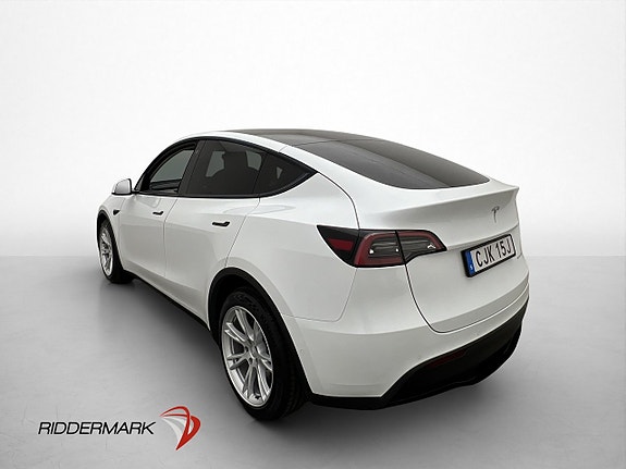 Tesla Model Y 6 of 28