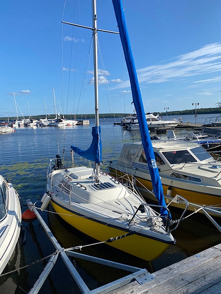 Segelbåt 23 fot ”Magnifik Midget” säljes 3 of 8