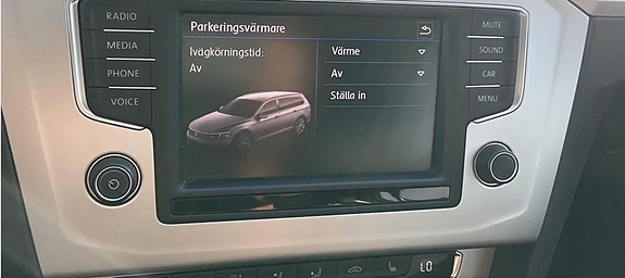 Volkswagen Passat 9 of 10