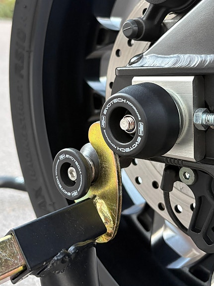 Yamaha R1 Toppskick, påkostad & Brembo-kit 13 of 21