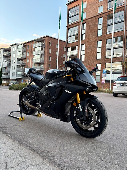 Yamaha R1 Toppskick, påkostad & Brembo-kit 5 of 21