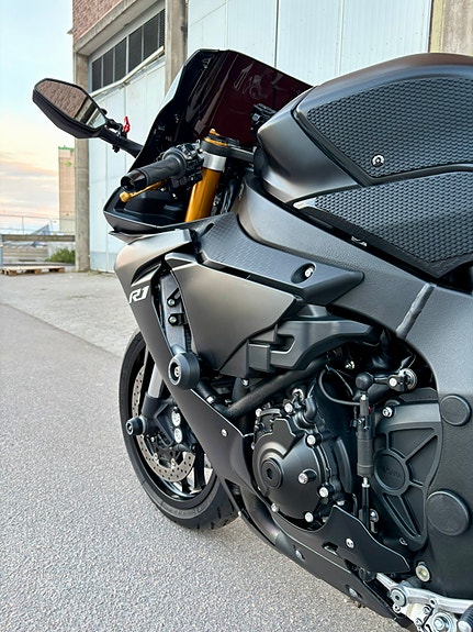 Yamaha R1 Toppskick, påkostad & Brembo-kit 8 of 21