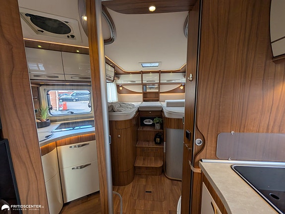 Hymer B 678 EXPERIENCE *ALDE / Automat / Stort garage 12 of 21