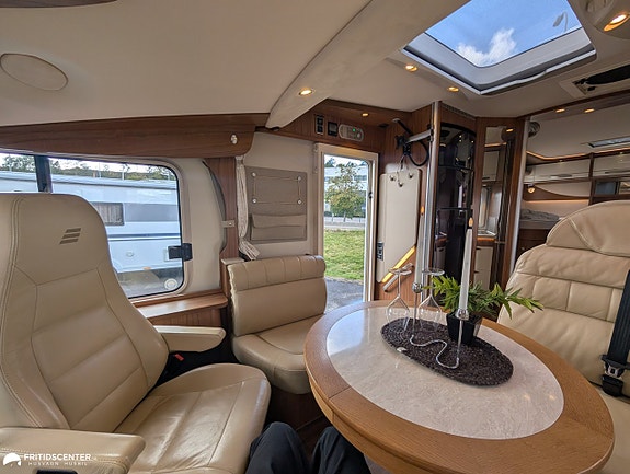 Hymer B 678 EXPERIENCE *ALDE / Automat / Stort garage 6 of 21