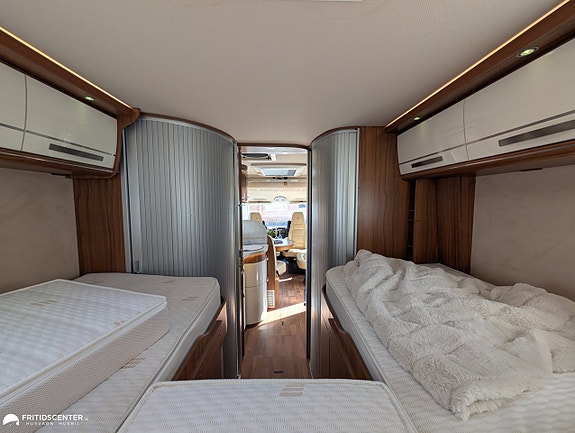 Hymer B 678 EXPERIENCE *ALDE / Automat / Stort garage 16 of 21