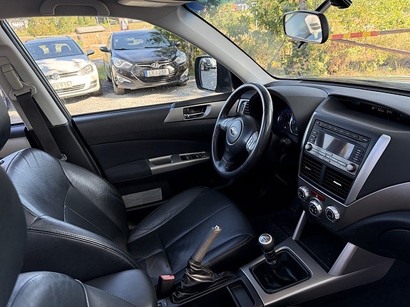 Subaru Forester 11 of 22