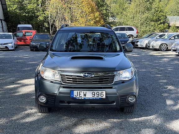 Subaru Forester 5 of 22