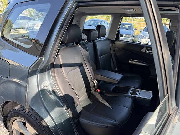 Subaru Forester 19 of 22