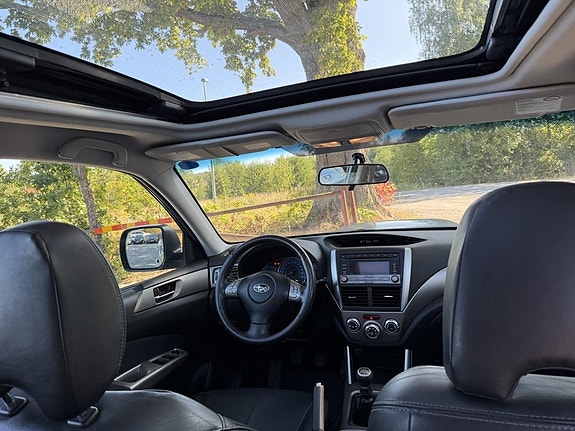 Subaru Forester 9 of 22