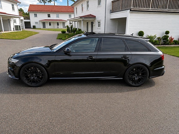 Audi RS6 2 of 13