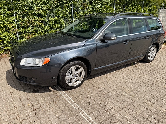 Volvo V70 4 of 9