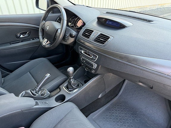 Renault Megane 2 of 19