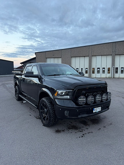 RAM 1500 10 of 16