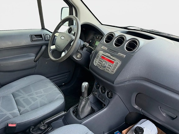 Ford Transit Connect 23 of 27