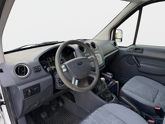 Ford Transit Connect 18 of 27