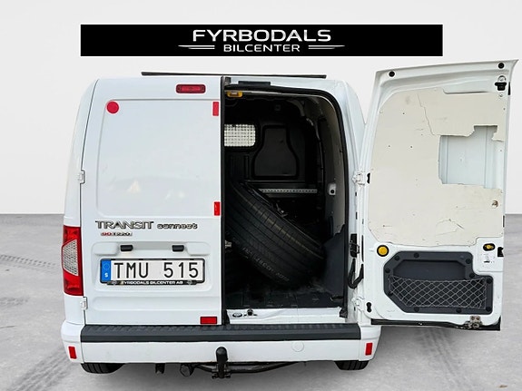 Ford Transit Connect 11 of 27