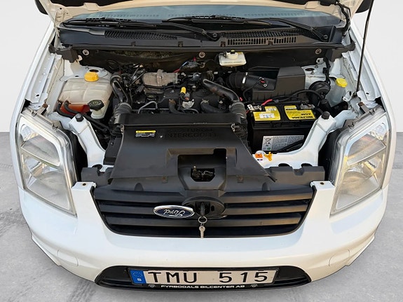 Ford Transit Connect 17 of 27