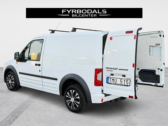 Ford Transit Connect 9 of 27